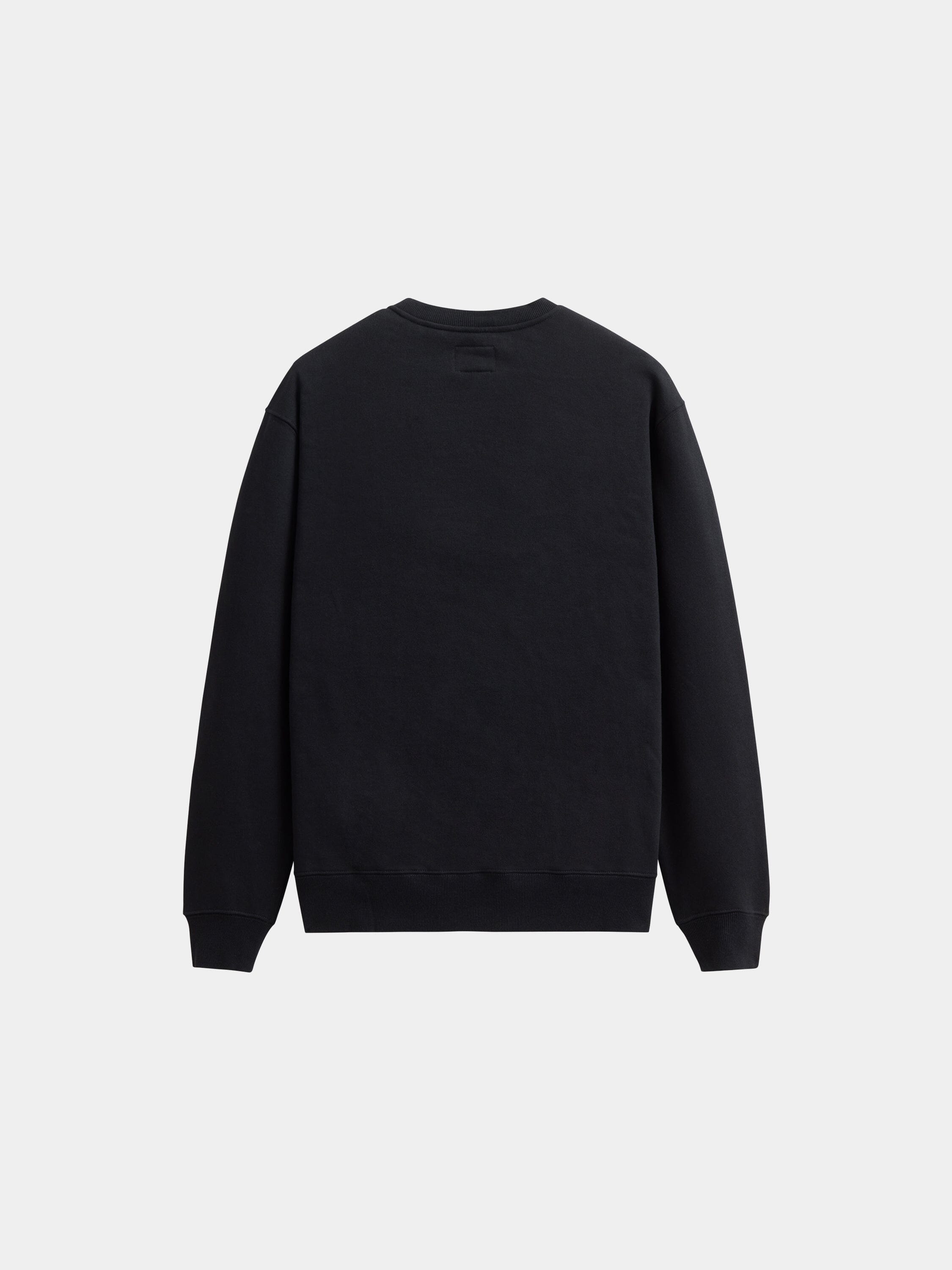 Alpha Industries Essential Crewneck, black sweater, plain design.