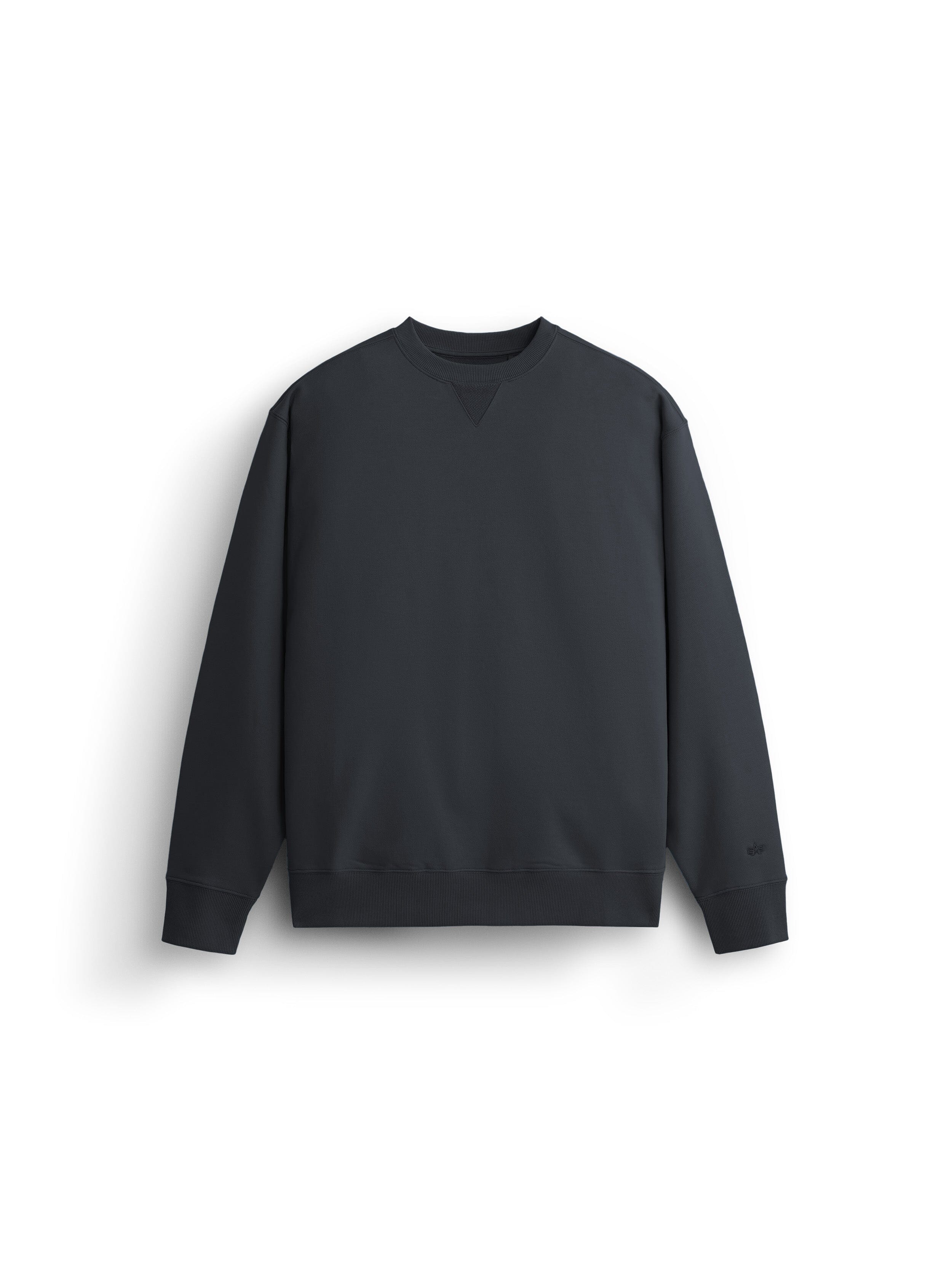 Essential French Terry Crewneck Gen II Alpha Industries, black French terry cotton sweatshirt with long sleeves, ribbed cuffs and hem, subtle Alpha logo.