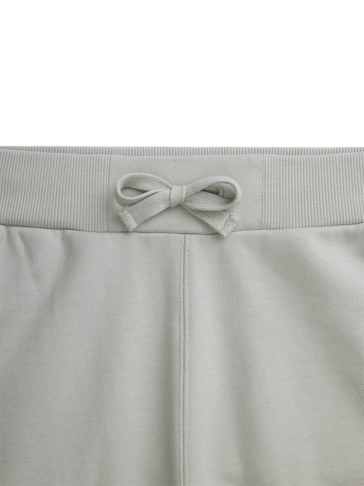 Alpha Industries Essential French Terry Sweatpant, light grey, ribbed elastic waistband, adjustable front drawcord.