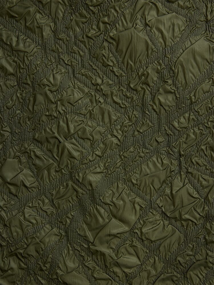 Alpha Industries L-2b Bubble Flight Jacket W, Olive Green Crinkled Fabric, Irregular Textured Outer Shell.