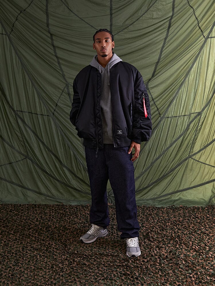 Alpha Industries MA-1 Bloodchit Gen II Bomber Jacket, green, oversized fit, fabric material, front zipper closure.