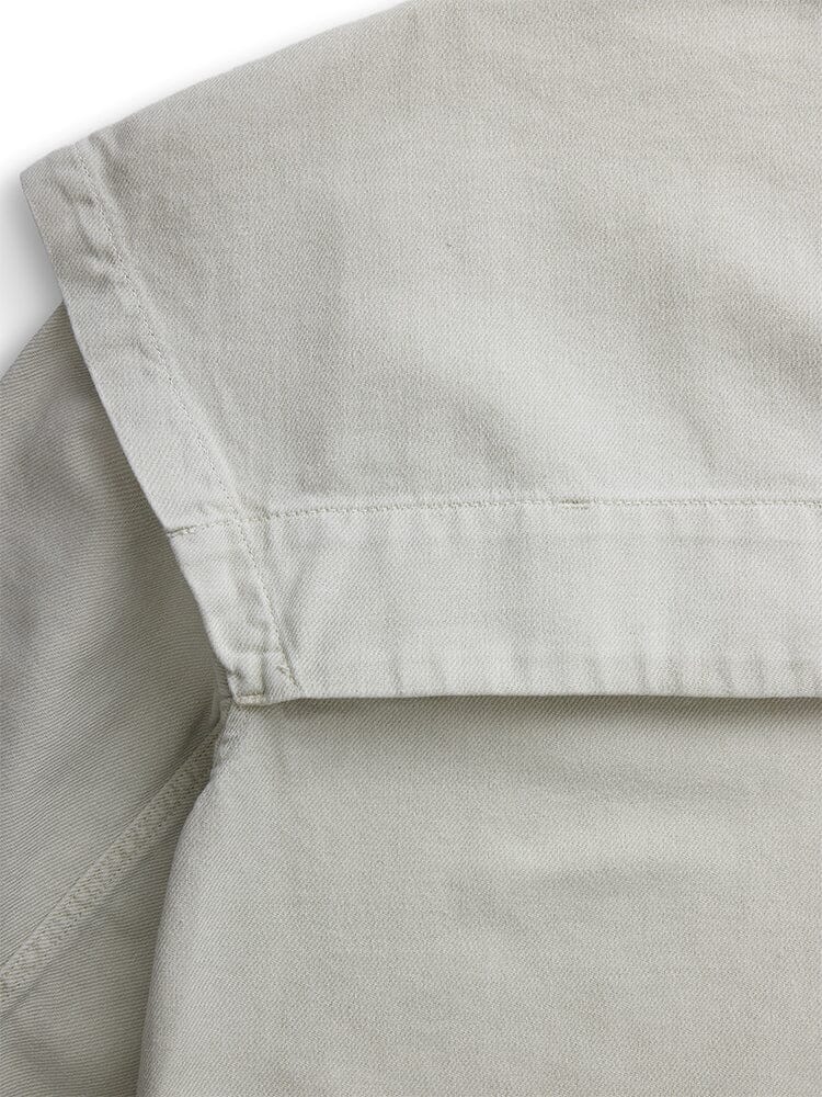 Alpha Industries Oversized Ctn Utility Jacket W, MA-1 collar, woven cotton canvas, light gray or beige.