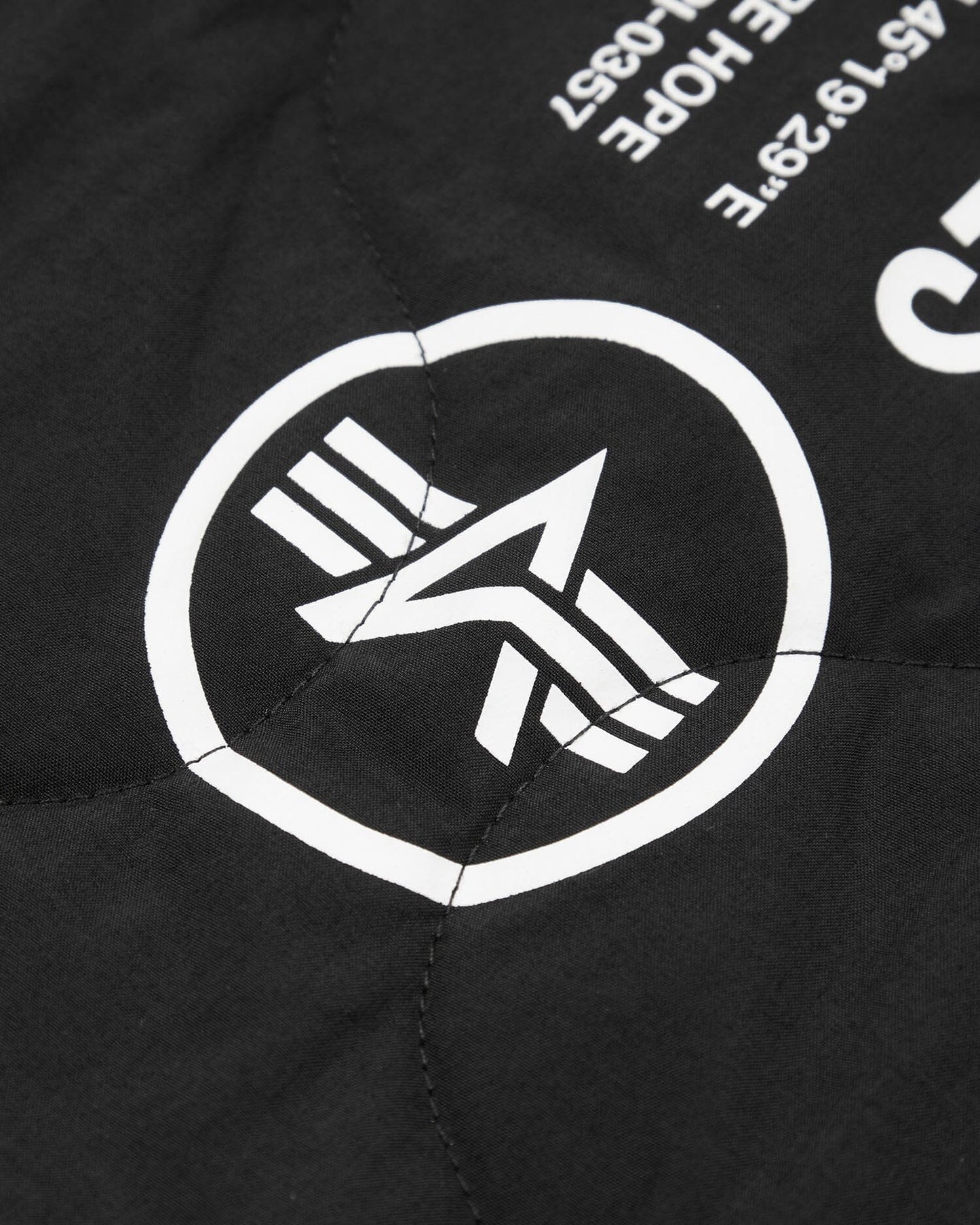 ALPHA ARMY LINER OUTERWEAR Alpha Industries