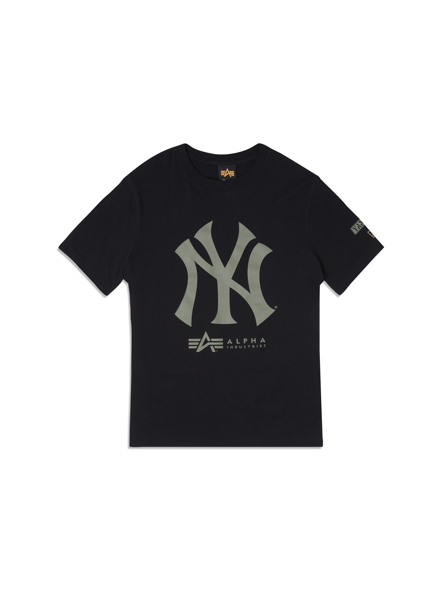 New Era Men's x Alpha Industries Yankees T-Shirt in Black - Size Medium