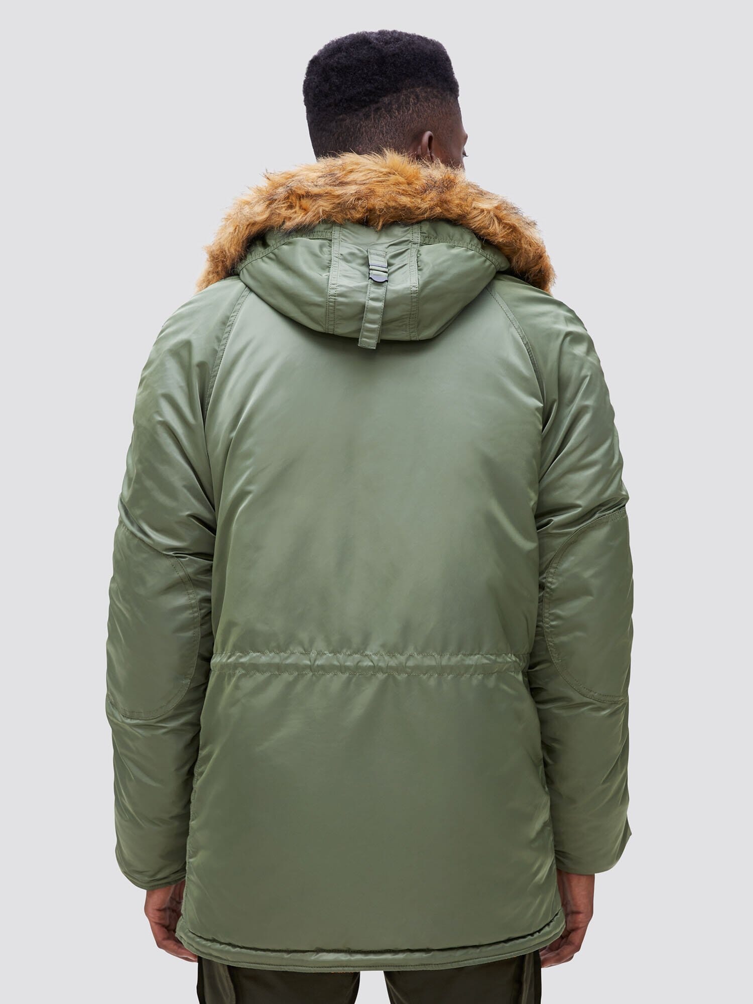 Alpha Industries N-3B Slim Gen I Parka, green, water-resistant finish, fur-trimmed hood.
