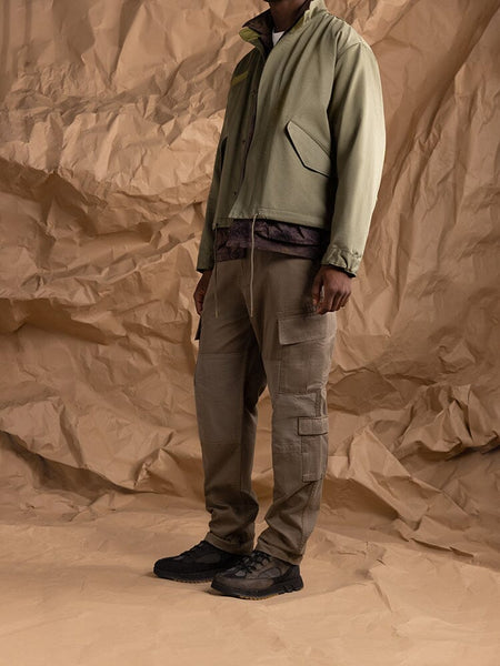 Alpha Industries ACU Pant Coyote Brown, cargo pants with utility pockets and nylon knee patches.