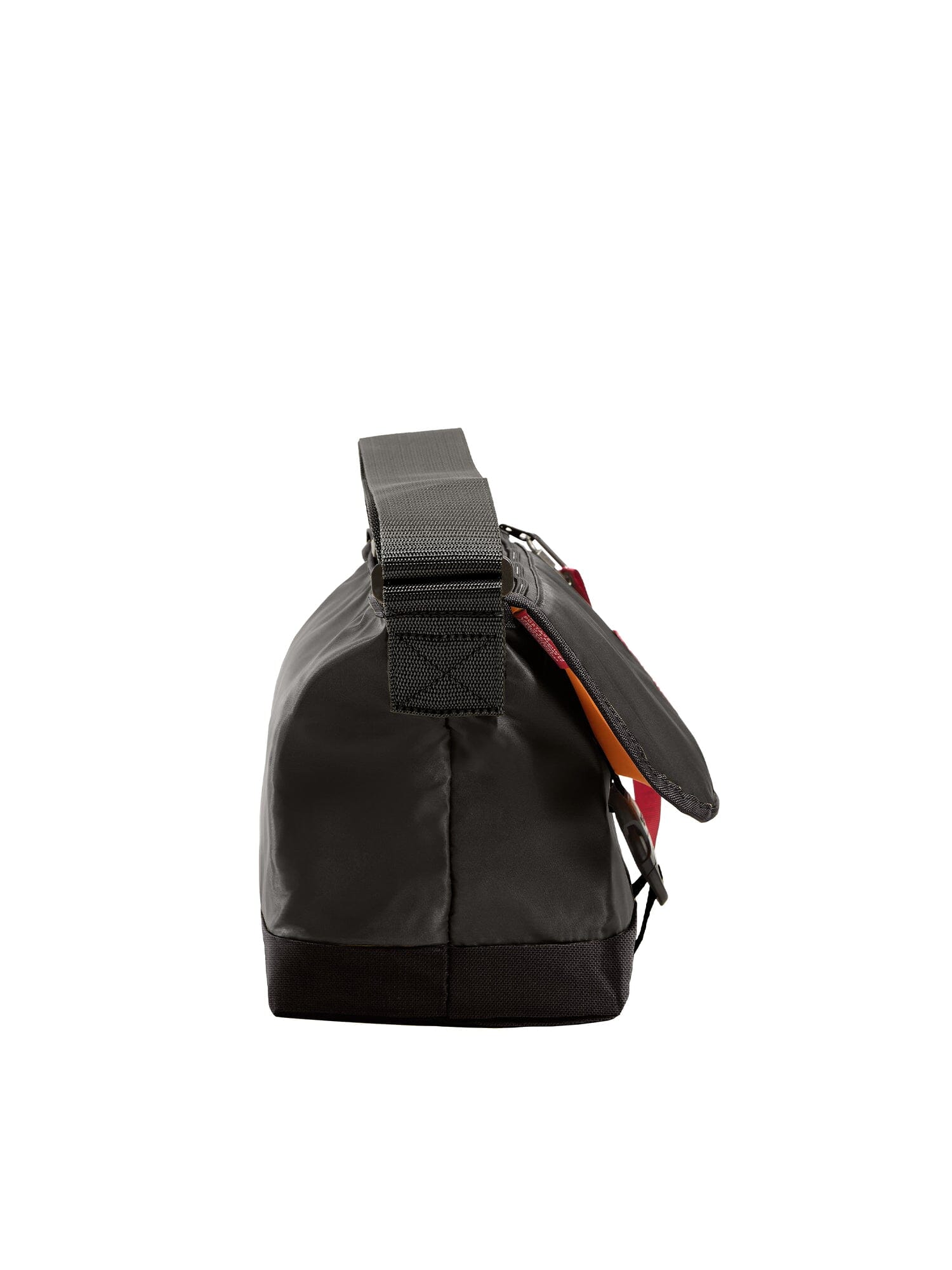 ALPHA x MANHATTAN PORTAGE コラボ メッセンジャーバッグ Alpha X Manhattan Portage Nylon Messenger Bag | Alpha Industries