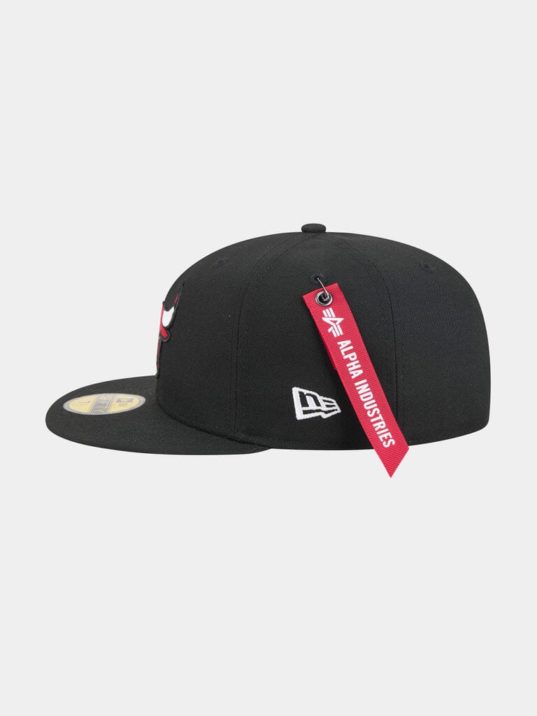 CHICAGO BULLS X ALPHA X NEW ERA 59FIFTY FITTED CAP ACCESSORY Alpha Industries 