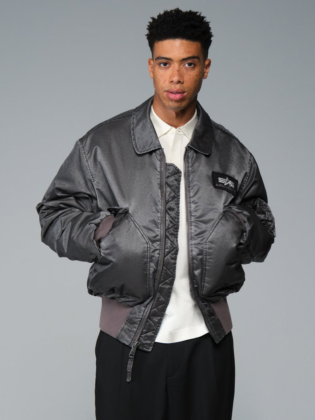 UJC56500C1 BLACK