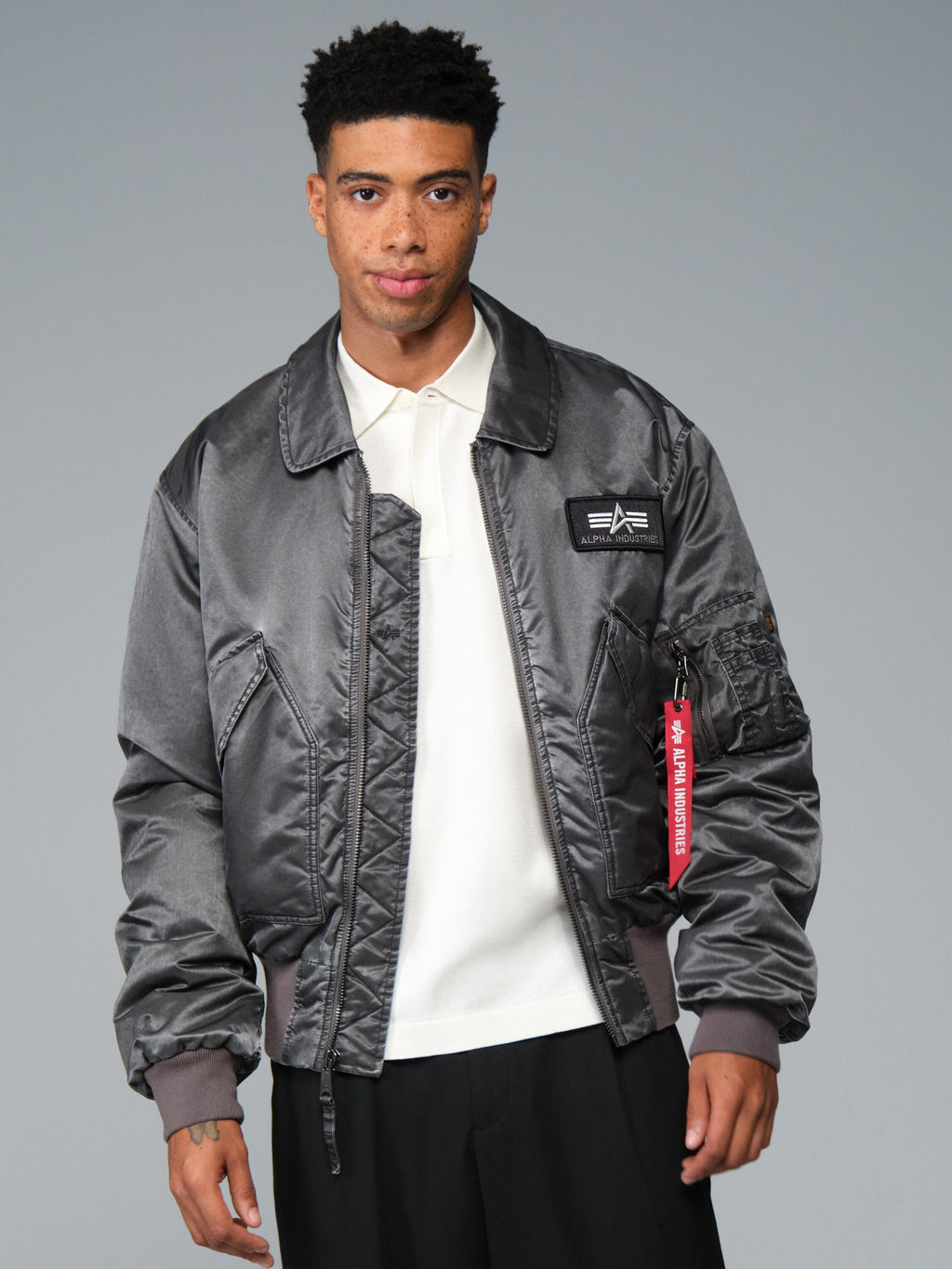 UJC56500C1 BLACK