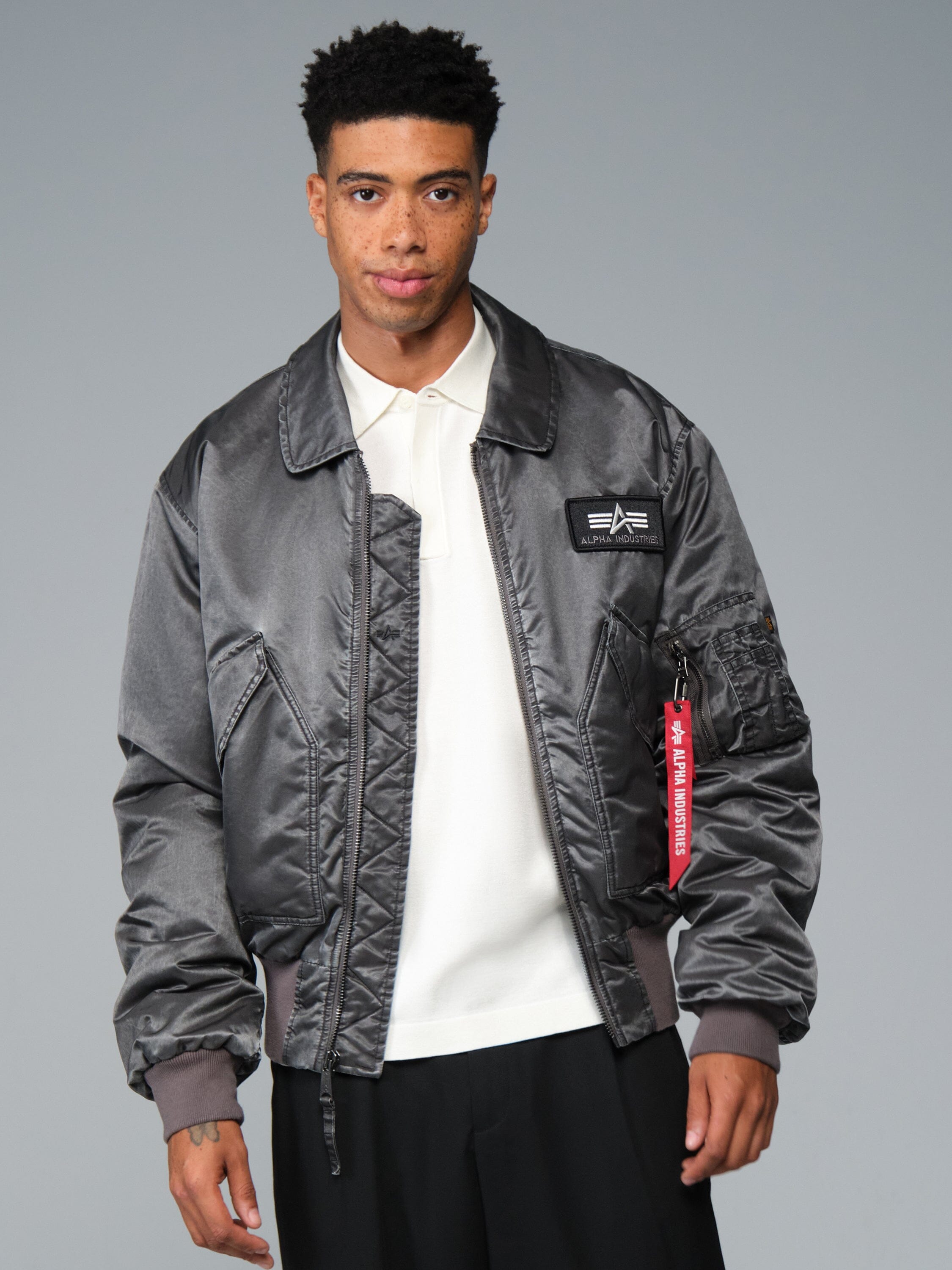 UJC56500C1 BLACK