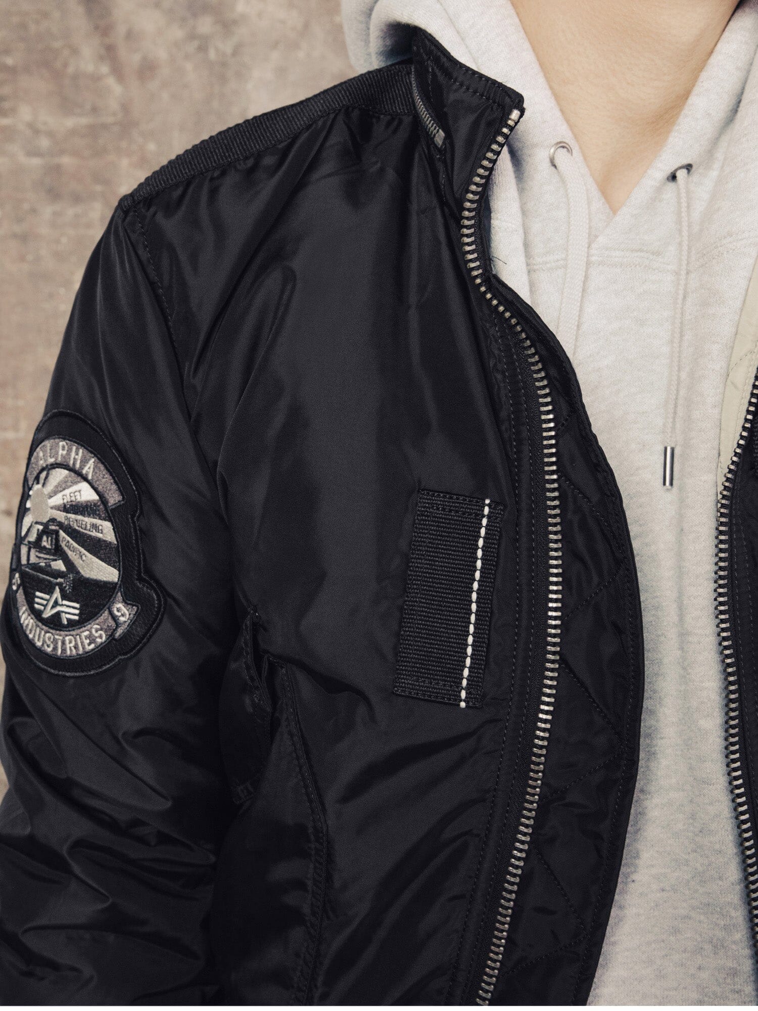 ENGINE JACKET OUTERWEAR Alpha Industries 