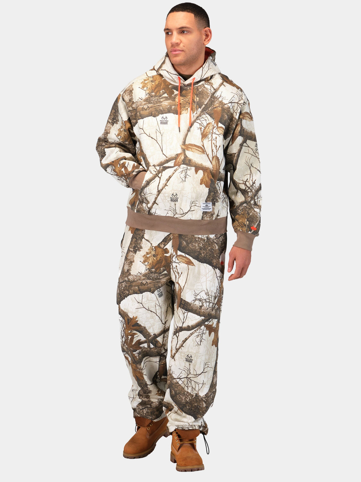 USE55500IN SNOW REALTREE CAMO
