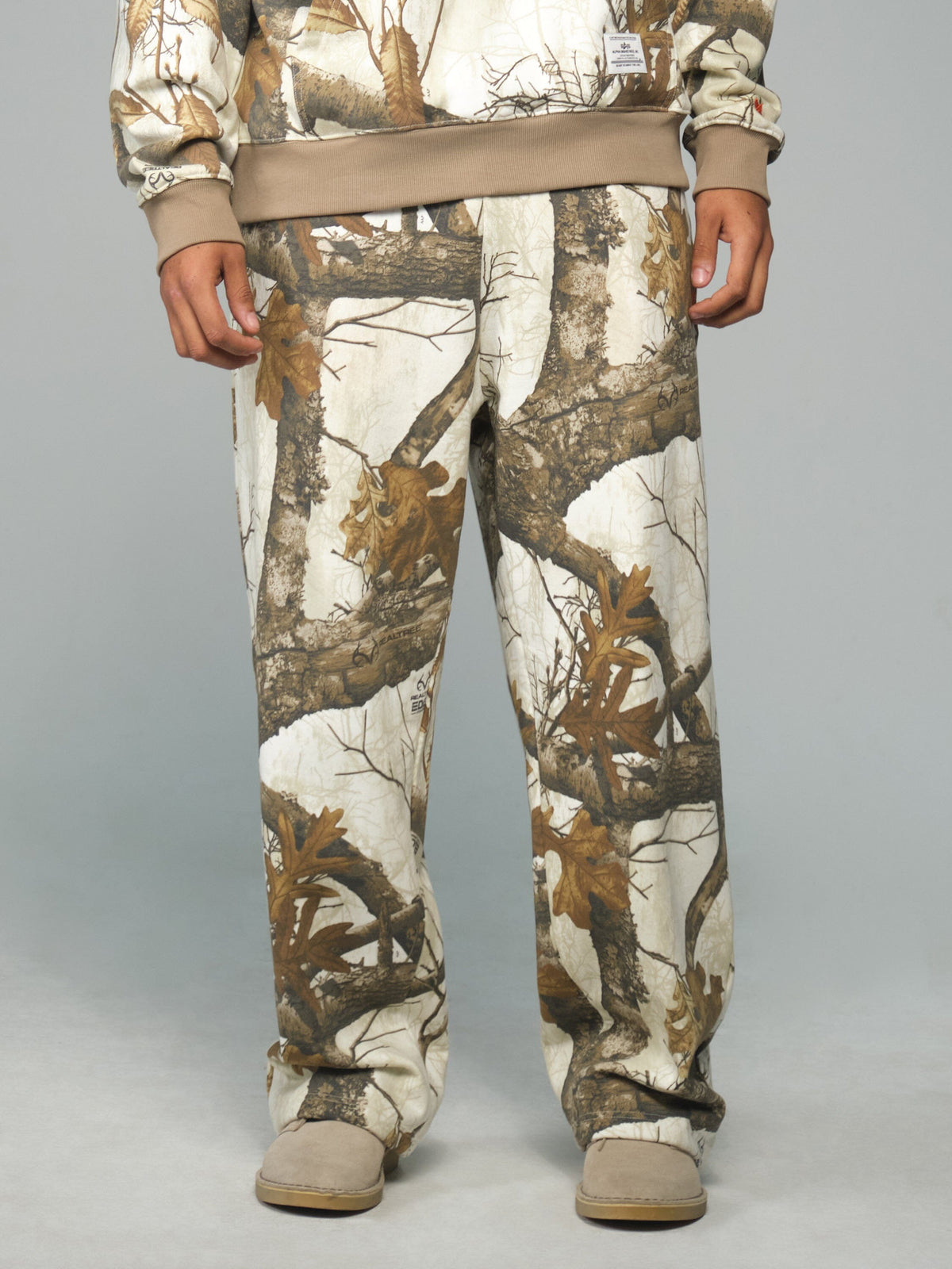UBE55500IN SNOW REALTREE CAMO