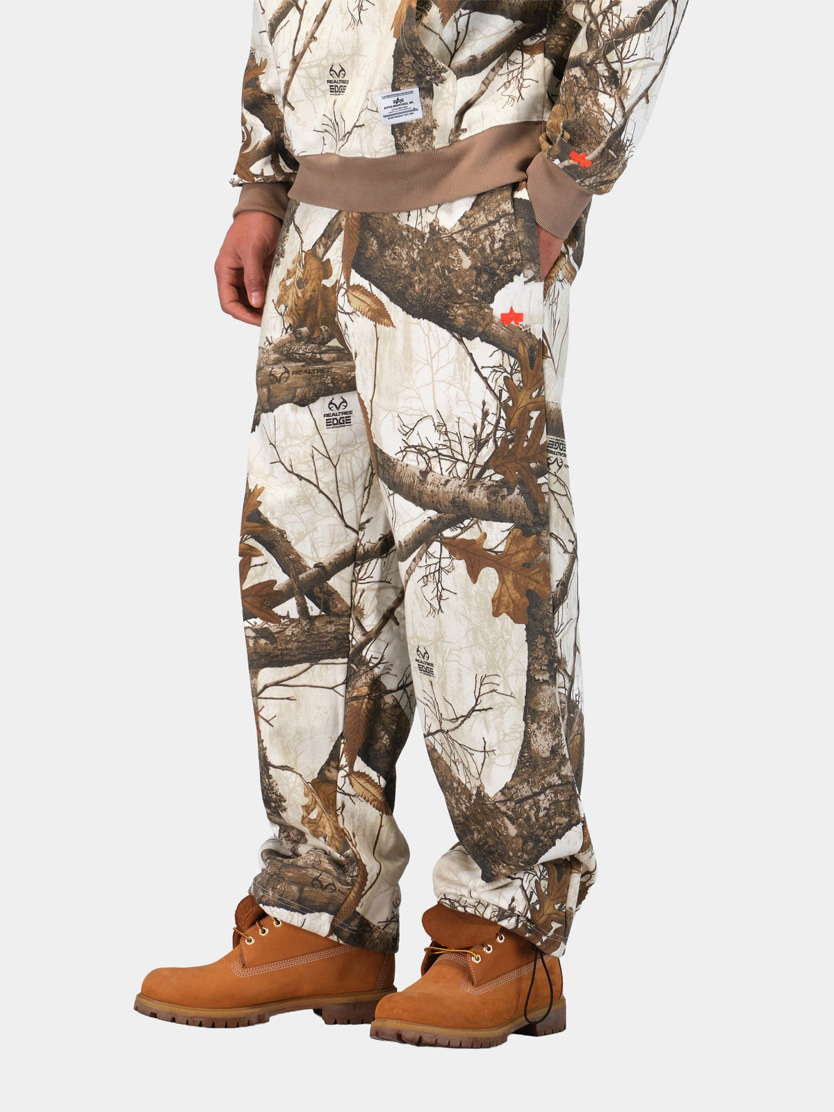 UBE55500IN SNOW REALTREE CAMO