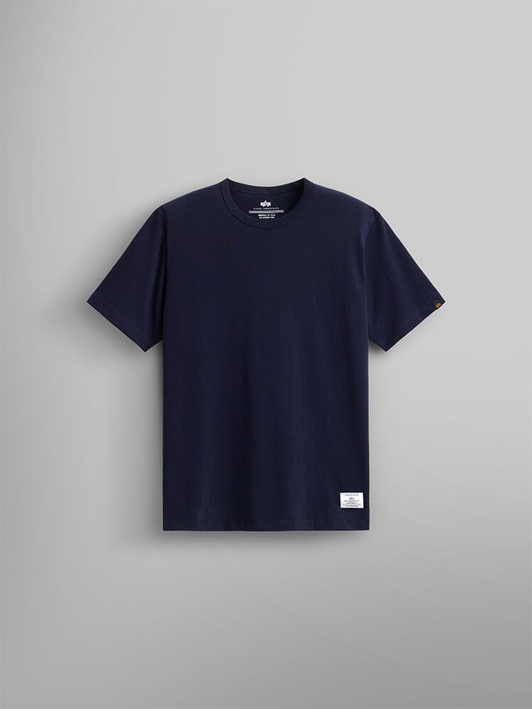 Alpha Industries Essential Relaxed Tee, navy blue crewneck with short sleeves, made from 210 GSM fabric, relaxed fit.