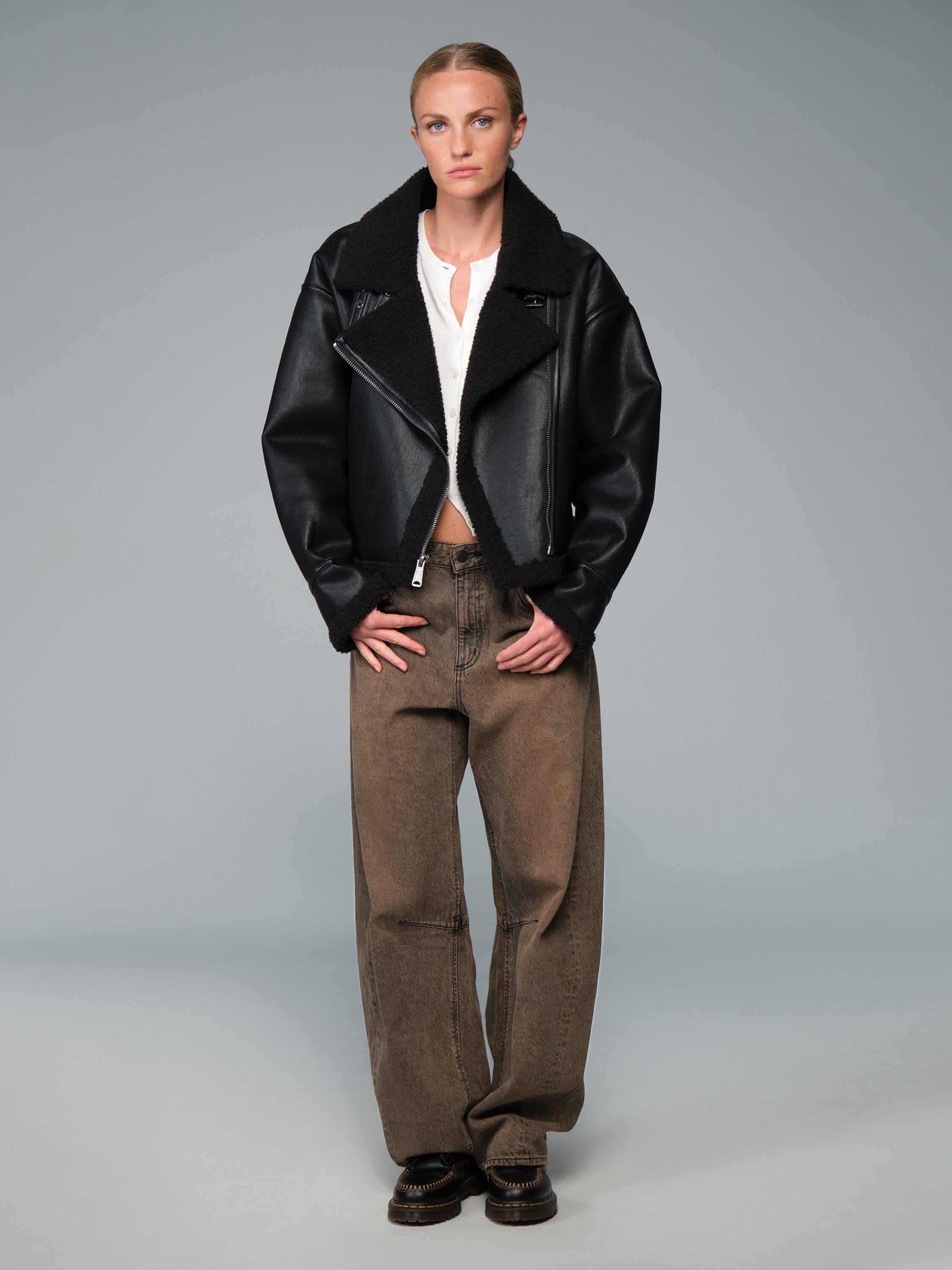 WJM56502C1 BLACK