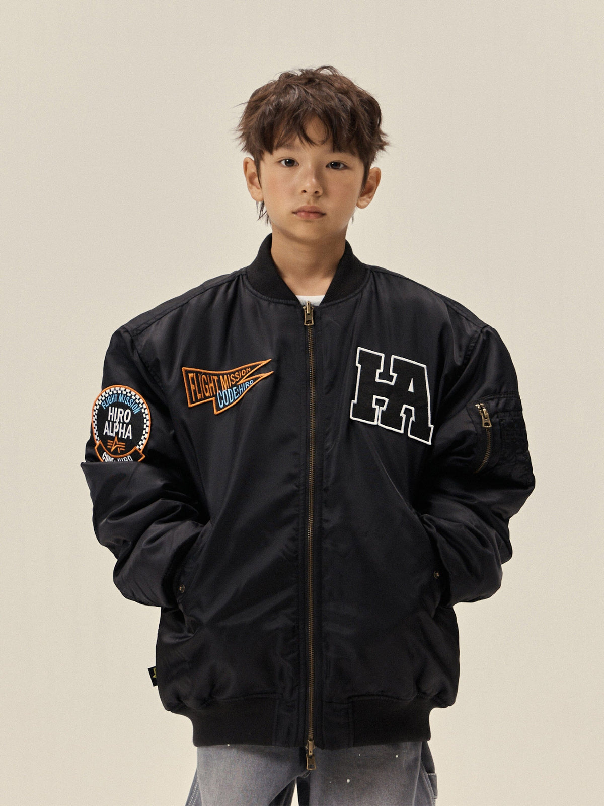 Hiro x Alpha YOUTH MA-1 - BlacKhaki model