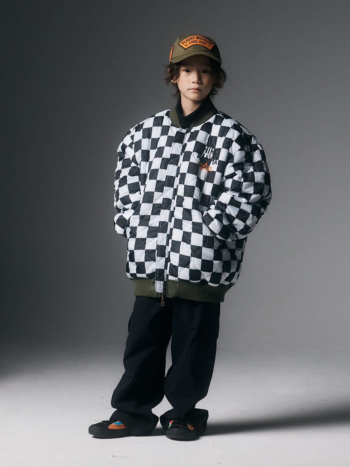 Hiro x Alpha YOUTH MA-1 - Khaki model