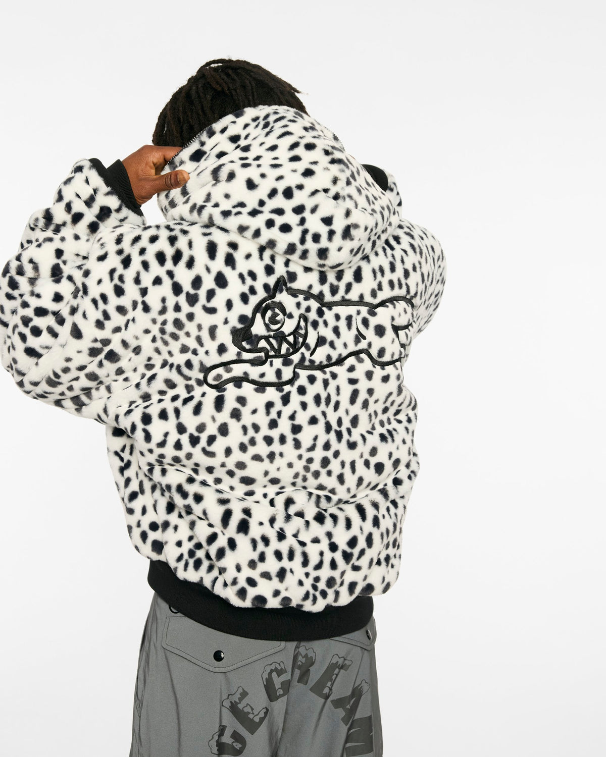 ICECREAM X ALPHA FAUX FUR FULL ZIP UP - On model - back close-up faux fur side running dog