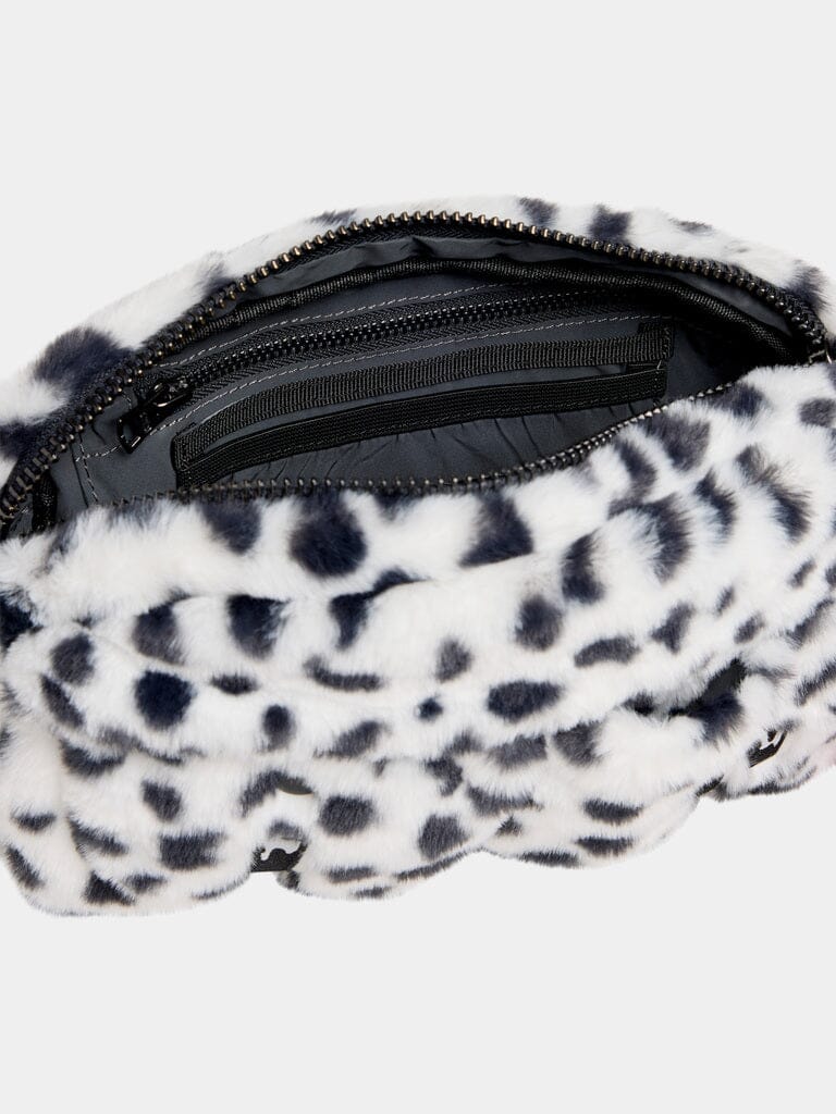 ICECREAM X ALPHA FAUX FUR MESSENGER BAG - Detail