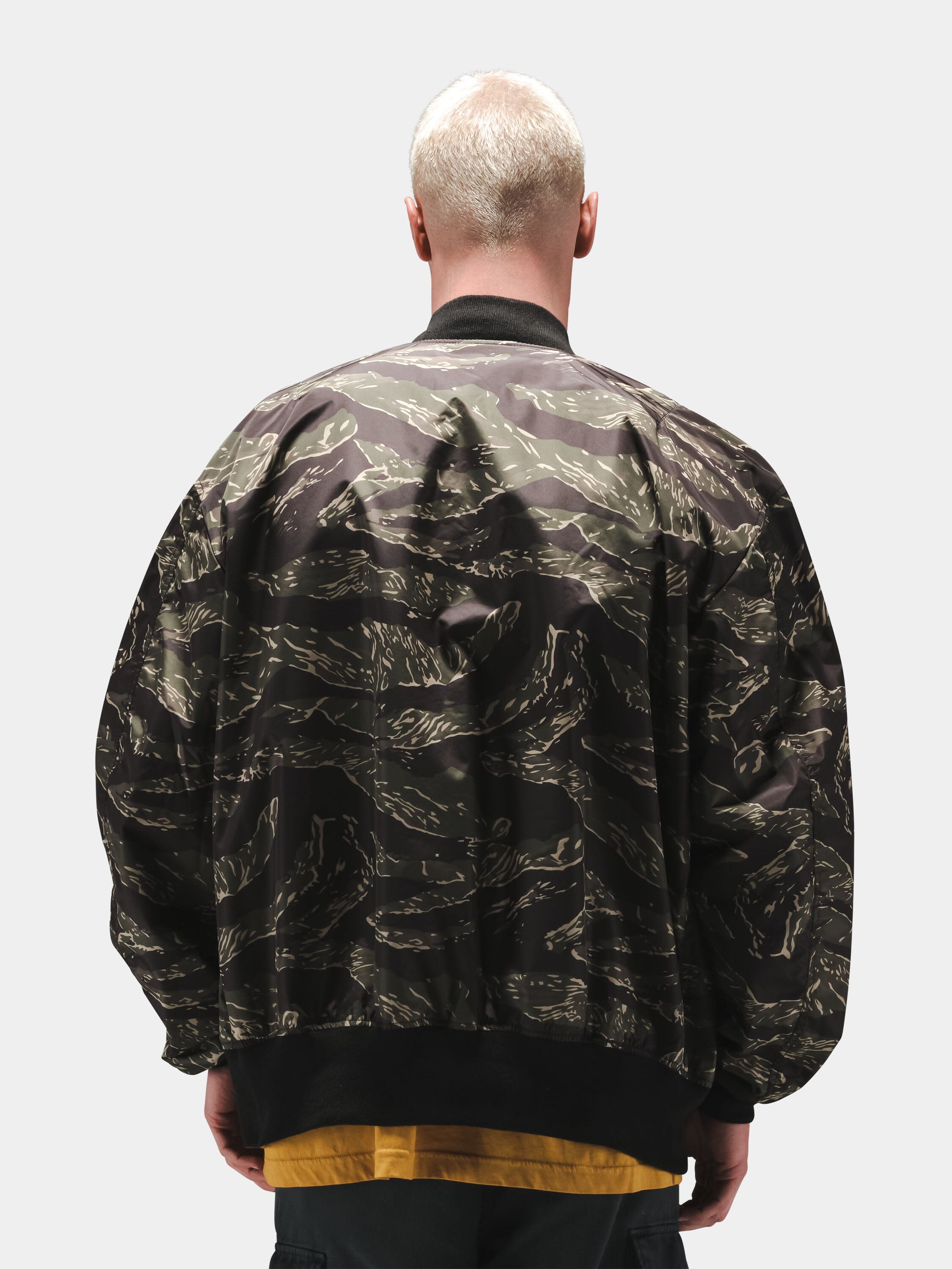 L-2B OVERSIZED FLIGHT JACKET | Alpha Industries
