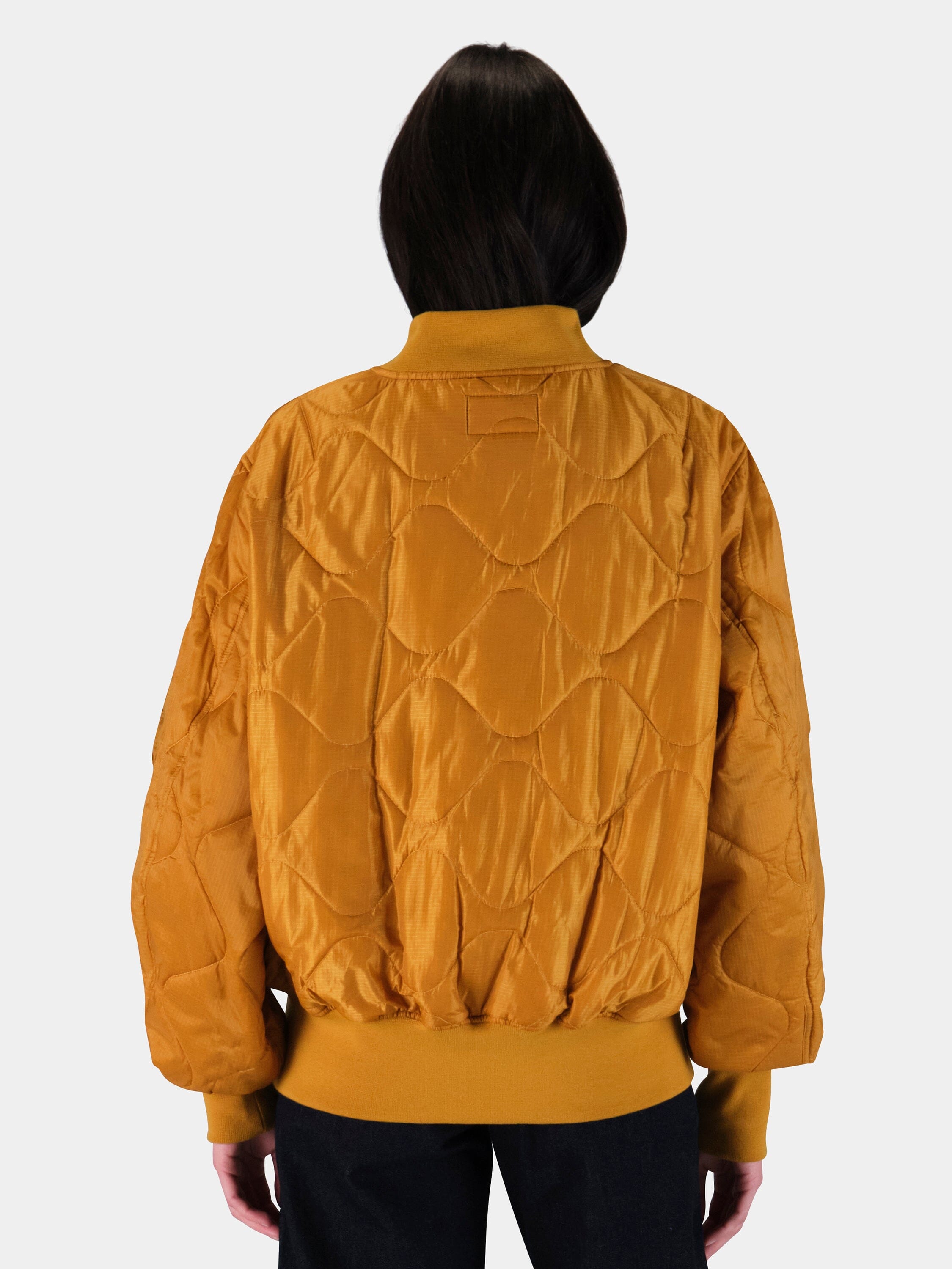 L-2B RELAXED QUILTED FLIGHT JACKET | Alpha Industries