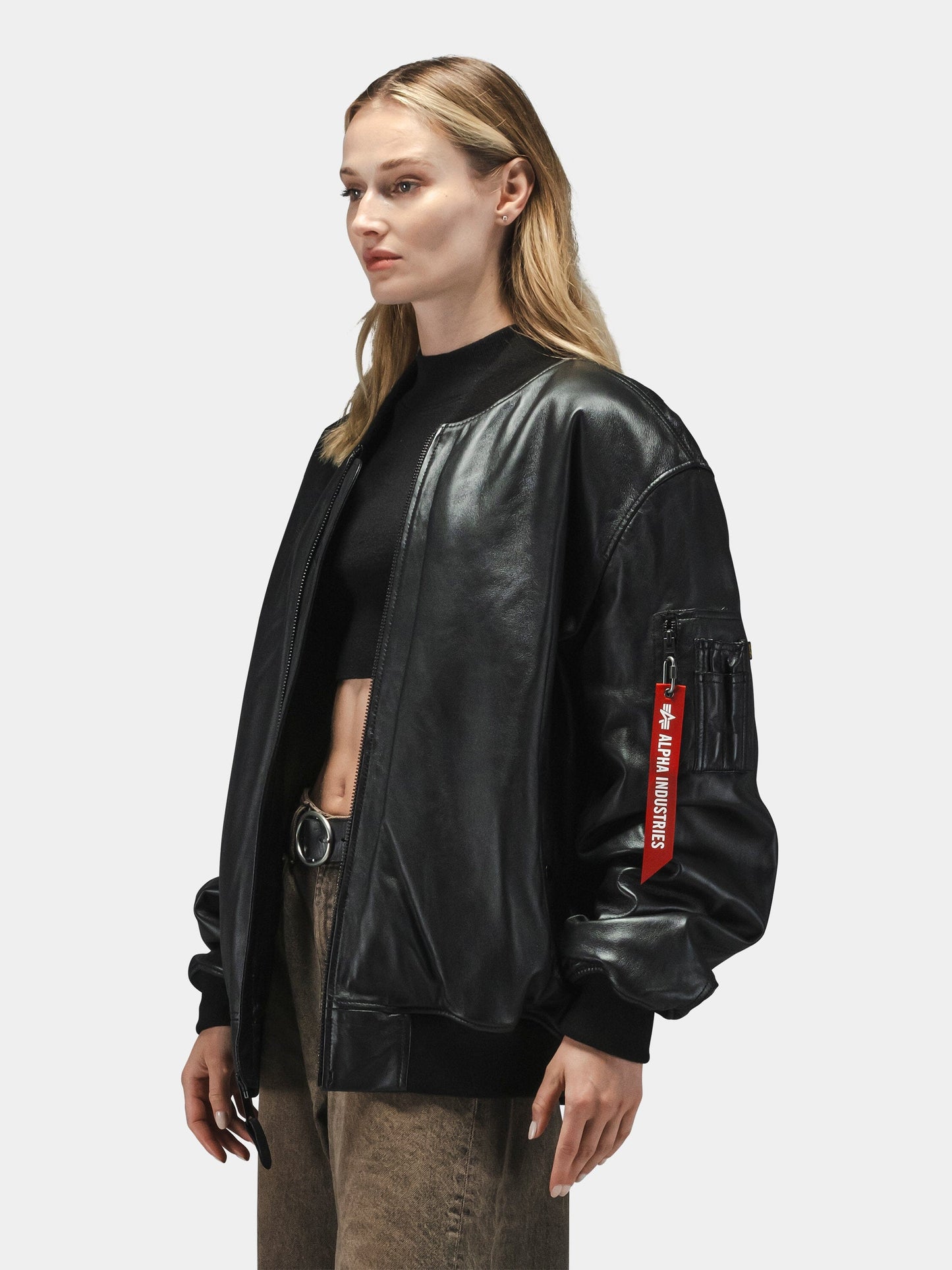 LEATHER MA-1 FLIGHT JACKET OUTERWEAR Alpha Industries 