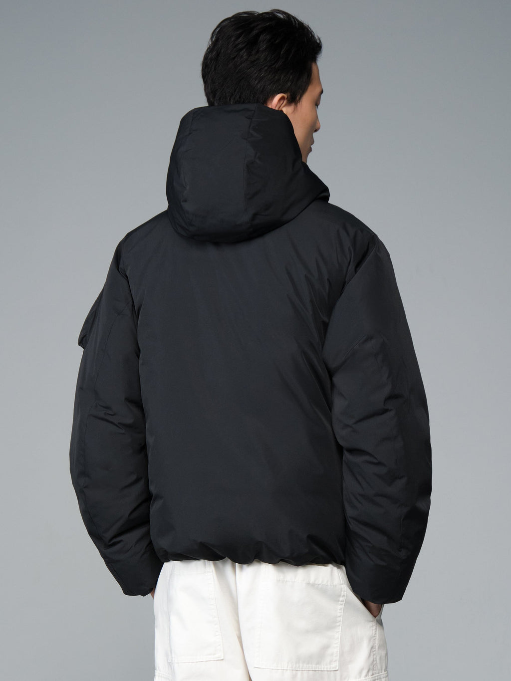 UJH56500C1 BLACK