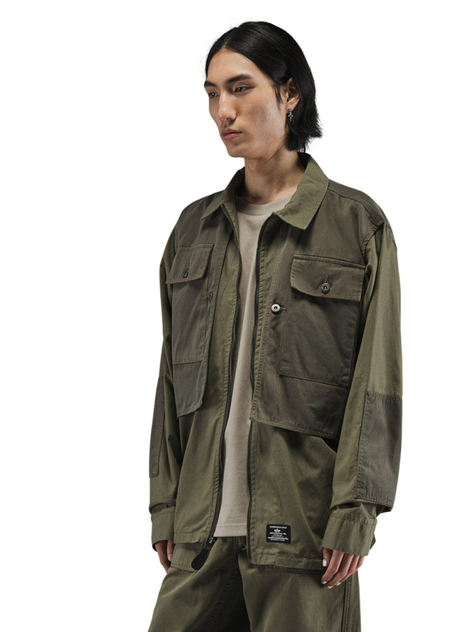 Alpha Industries LS P-44 Overshirt, olive green, utility jacket with button closures and multiple pockets.
