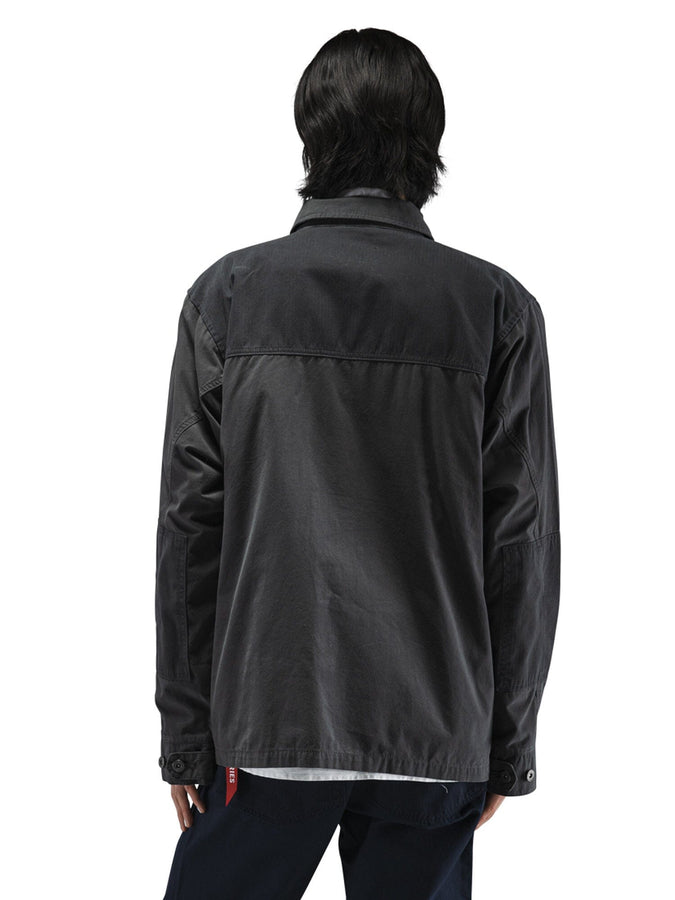 Alpha Industries LS P-44 Overshirt, dark gray, loose fit, outer pockets.