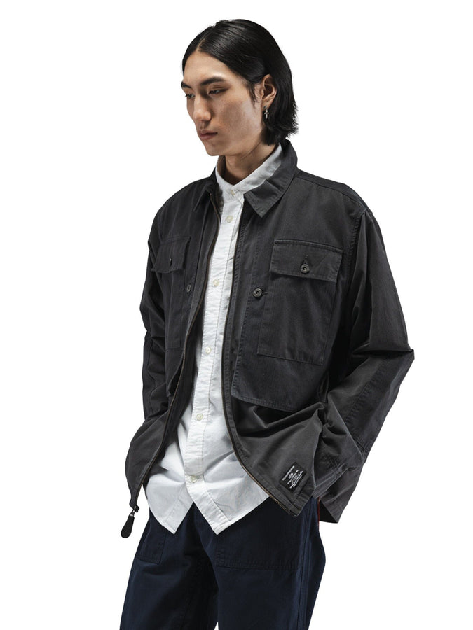 Alpha Industries Ls P-44 Overshirt, black jacket with contrast fabric, outer pockets, button closures.