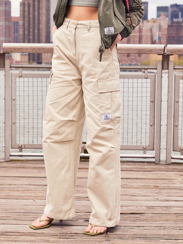 Alpha Industries Womens M-65 Cargo Pant Limestone.