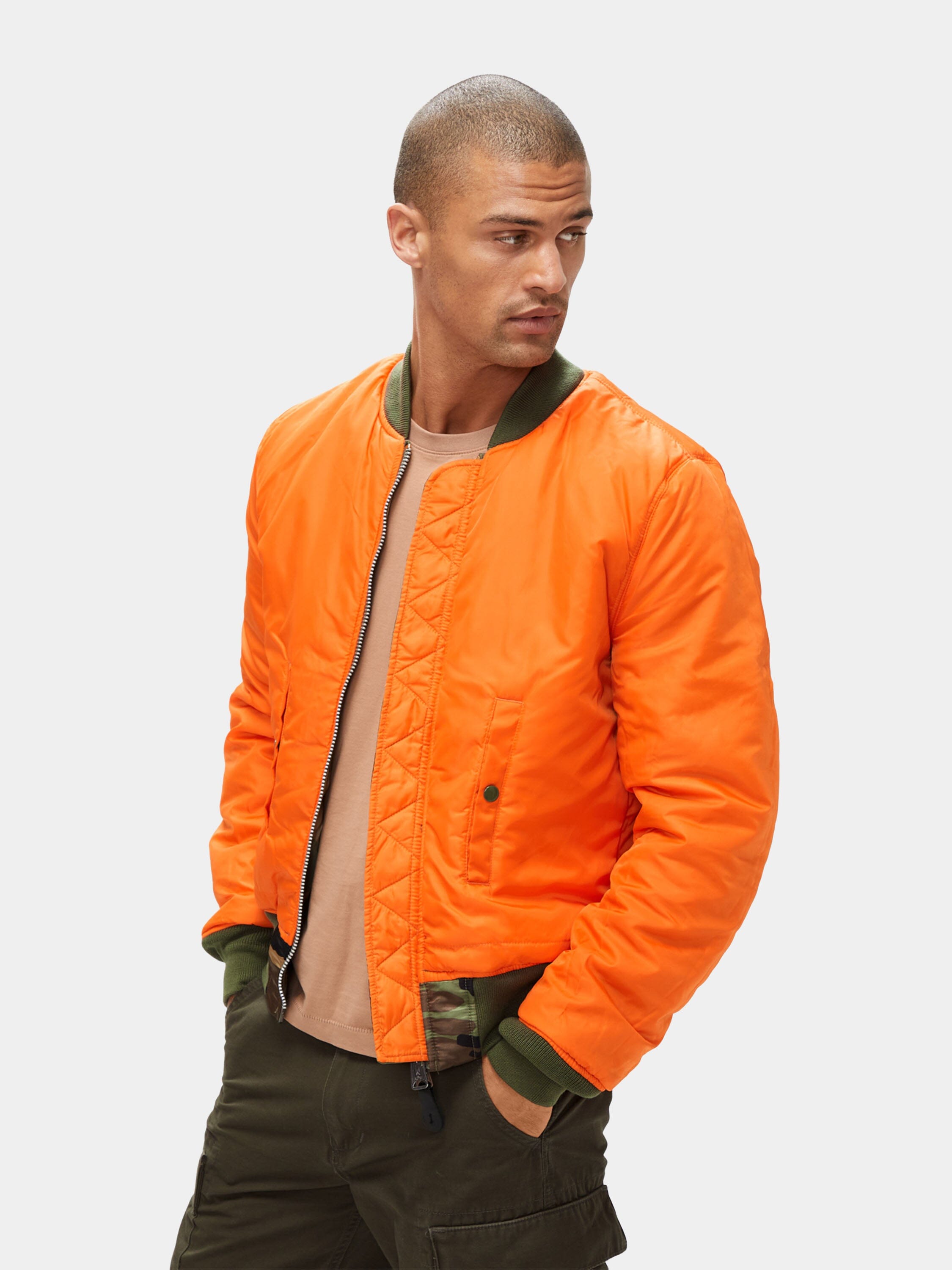 MA-1 BOMBER JACKET SLIM FIT OUTERWEAR Alpha Industries 