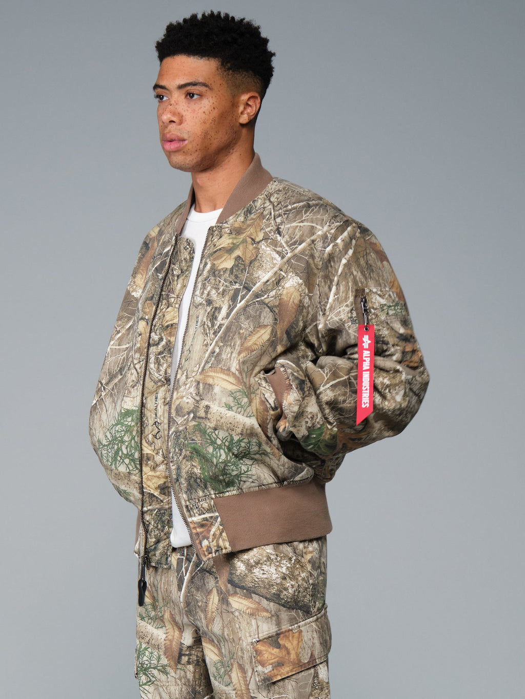 UJM56502C1 REALTREE CAMO