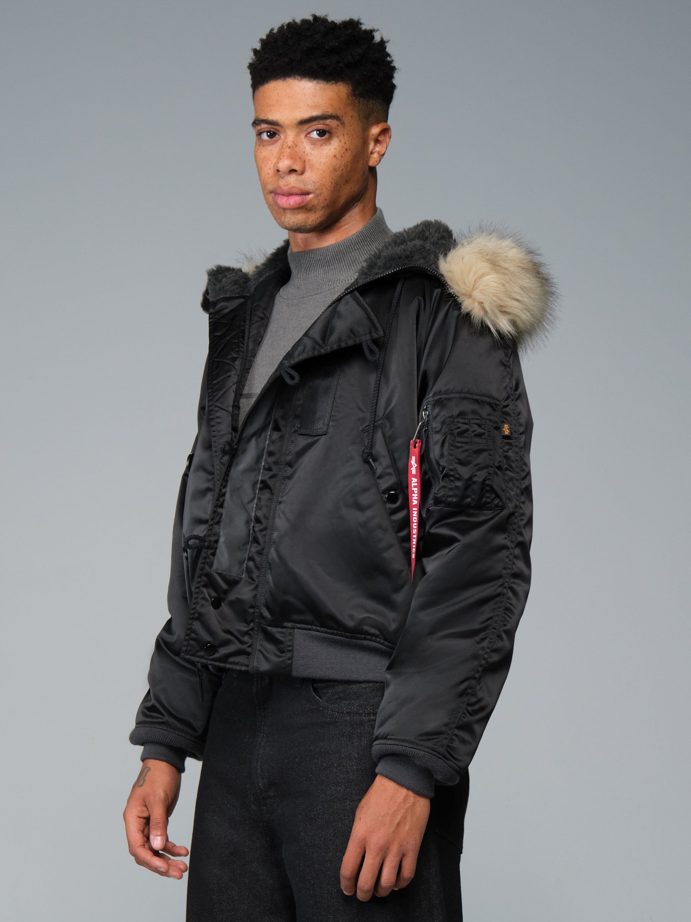MJN56500C1 BLACK