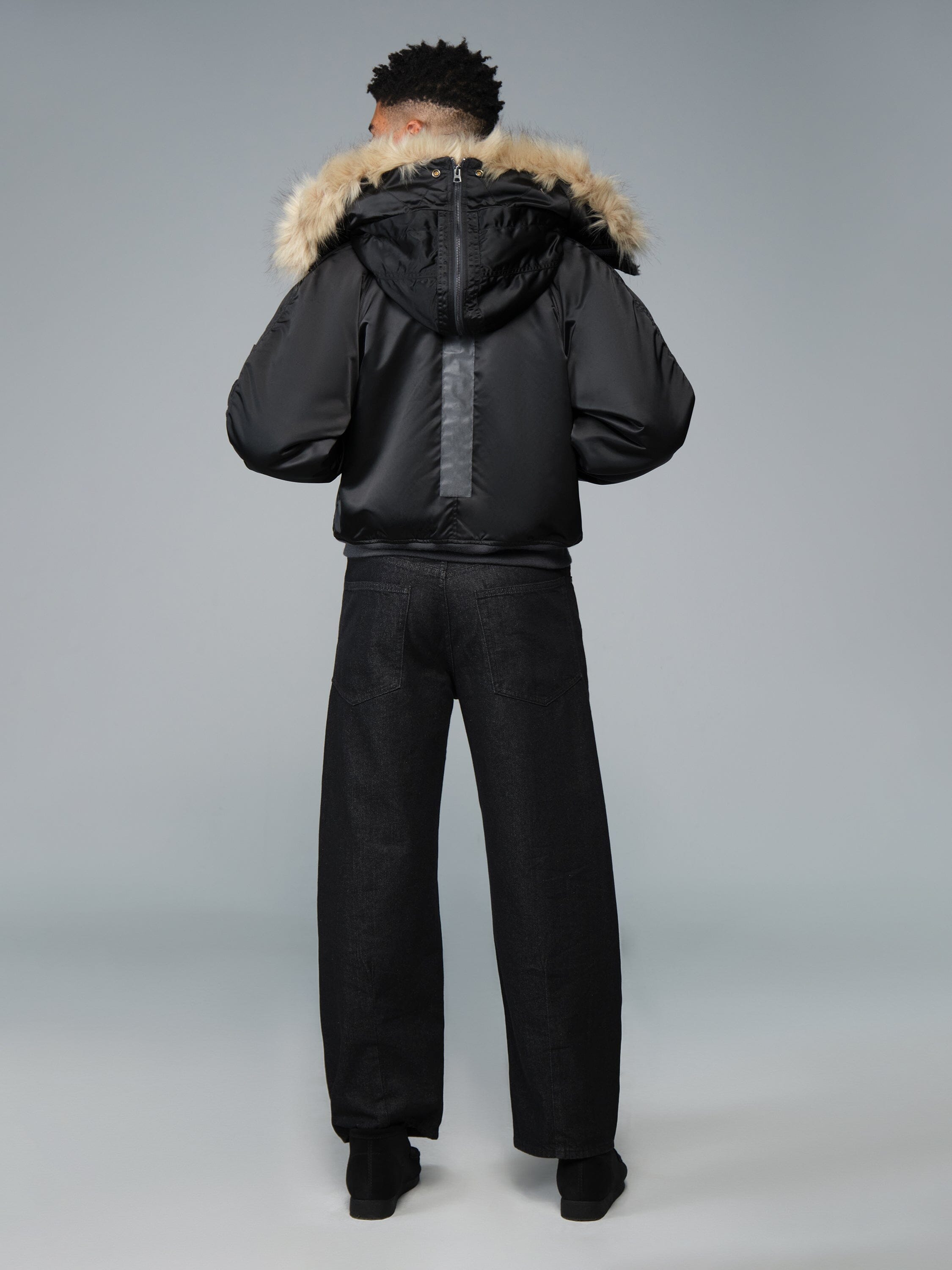 MJN56500C1 BLACK
