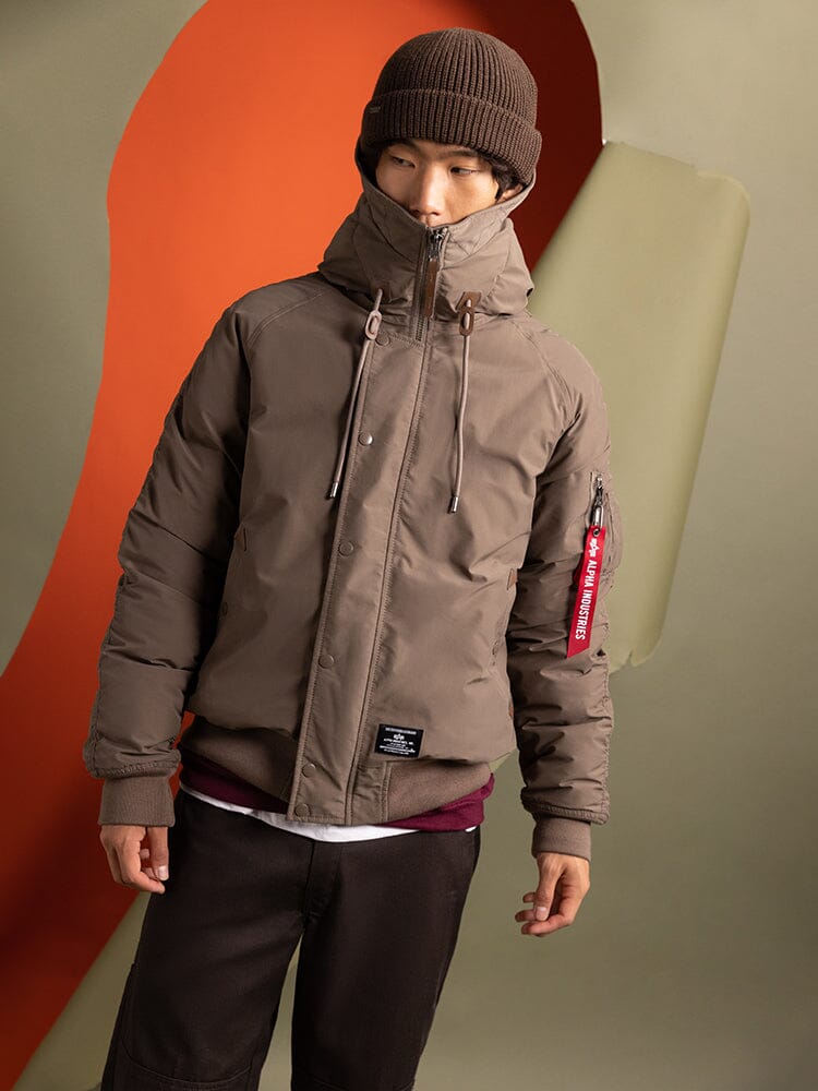 Men's Parkas—Slim Fit & Short Waist | Alpha Industries