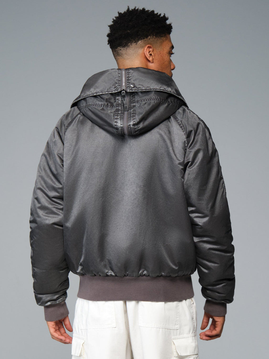 MJN56501C1 BLACK