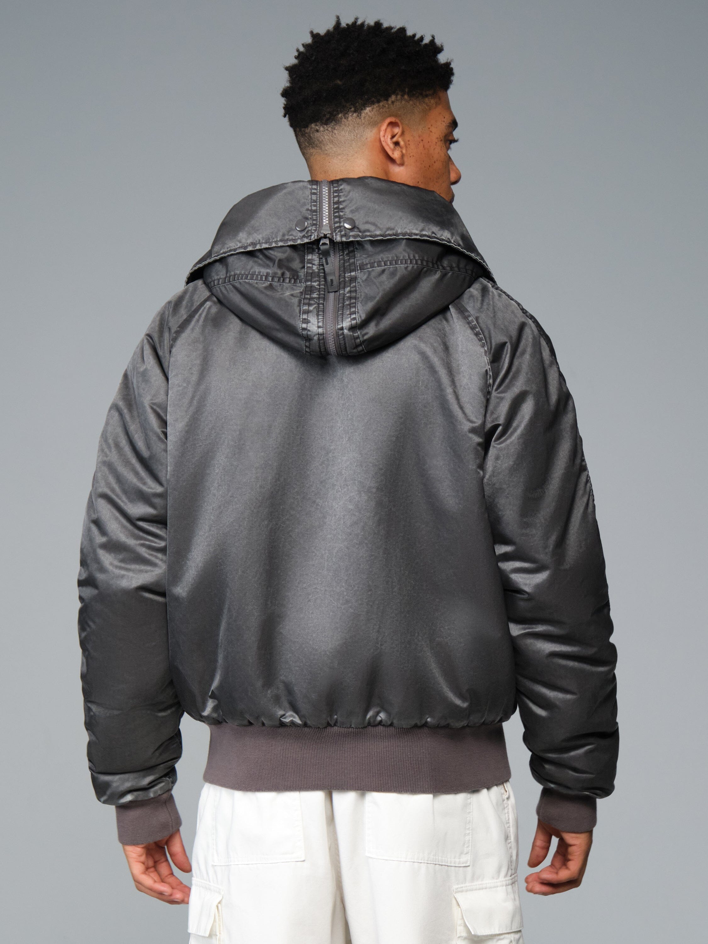 MJN56501C1 BLACK