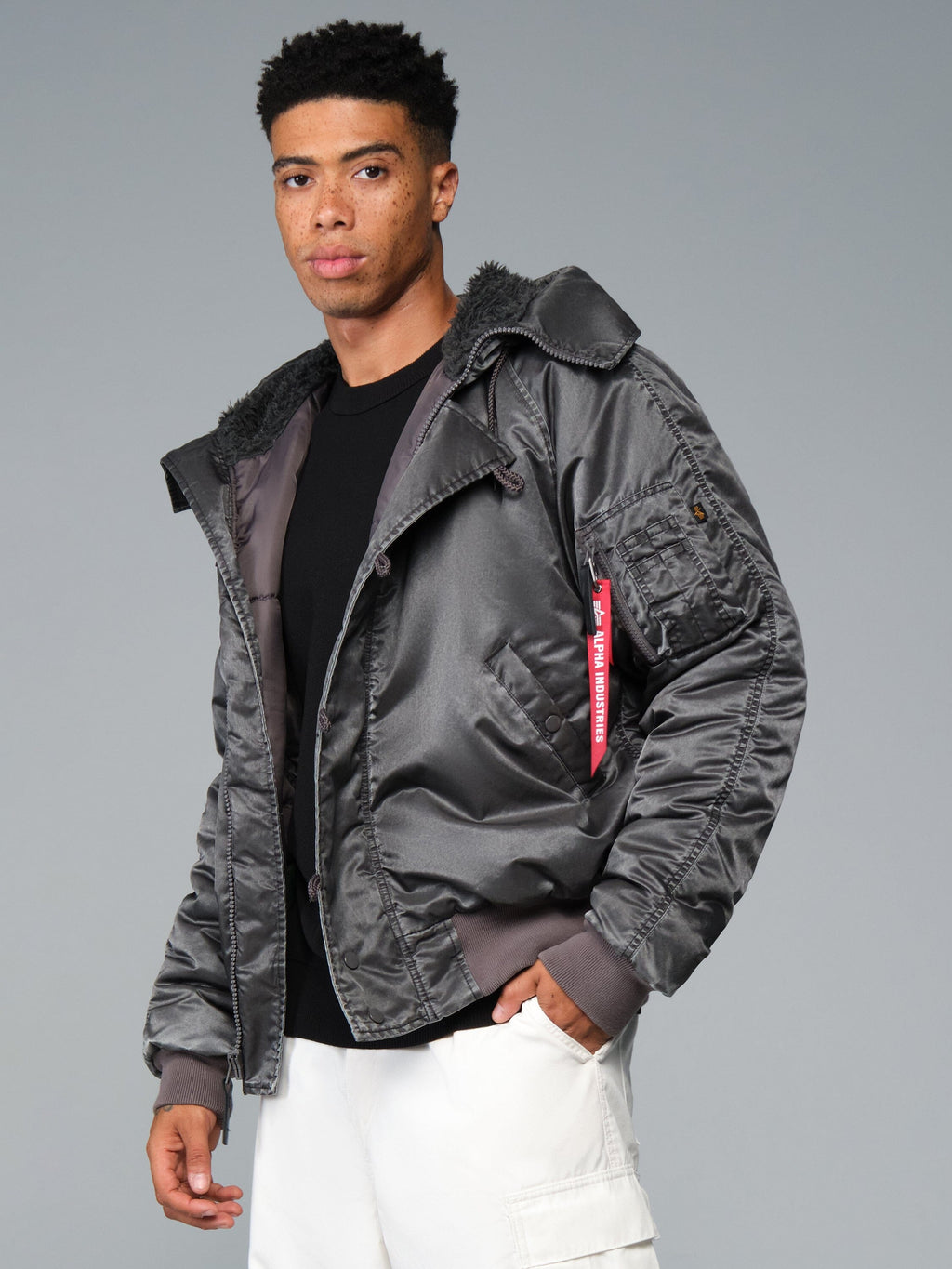 MJN56501C1 BLACK
