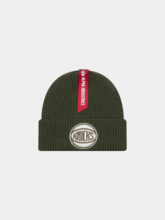 NEW YORK KNICKS X ALPHA X NEW ERA SHORT CUFF BEANIE ACCESSORY Alpha Industries GREEN O/S 