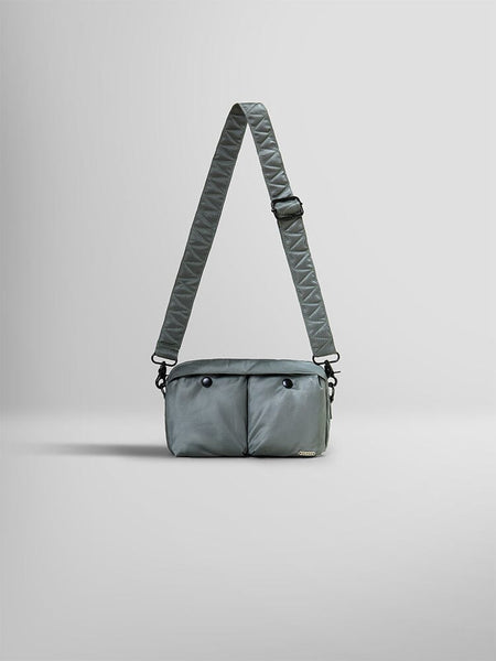 nylon-messenger-bag-accessory-