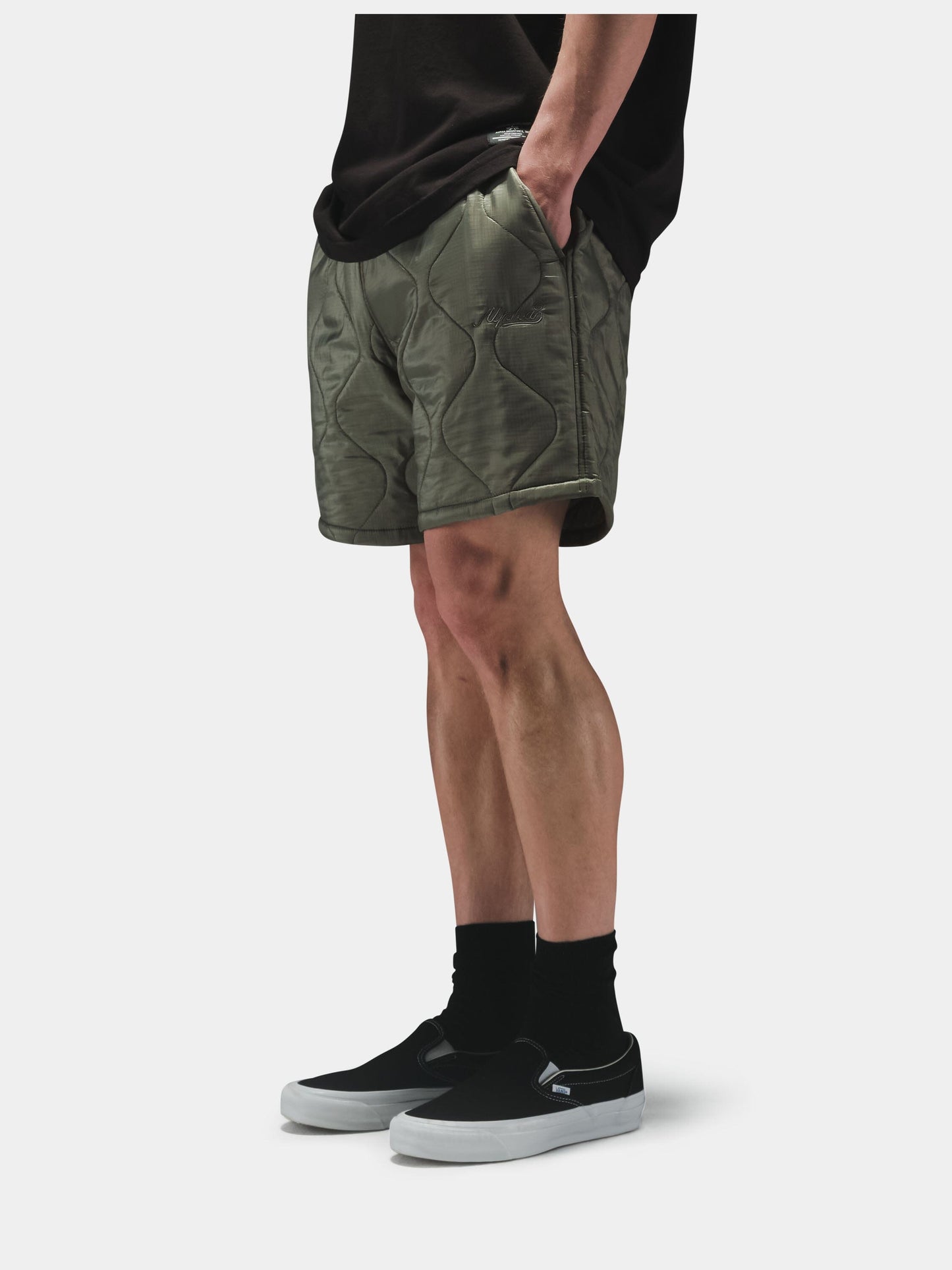RELAXED QUILTED SHORT BOTTOMS Alpha Industries 