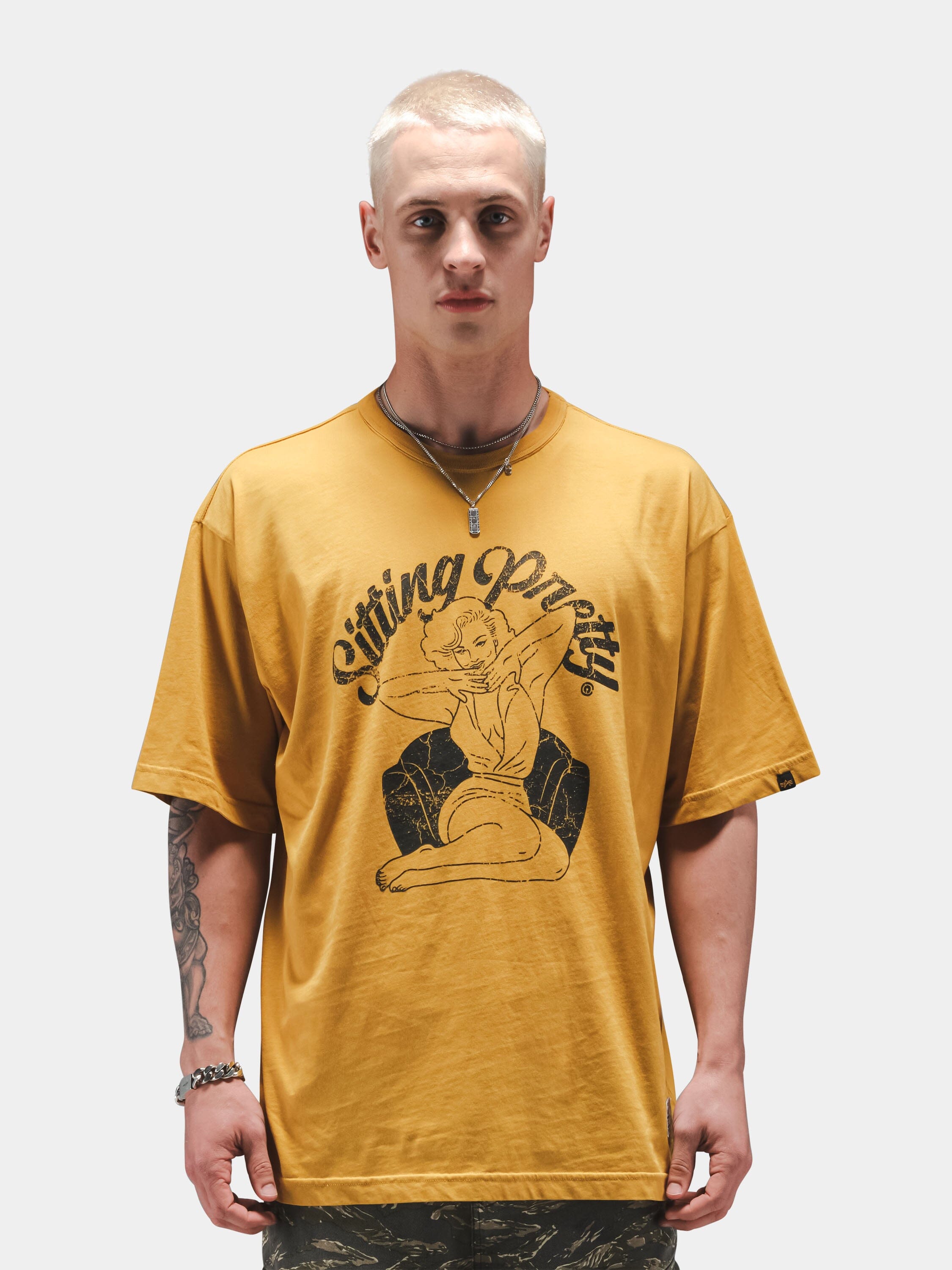 RELAXED SITTING PRETTY TEE TOPS Alpha Industries 