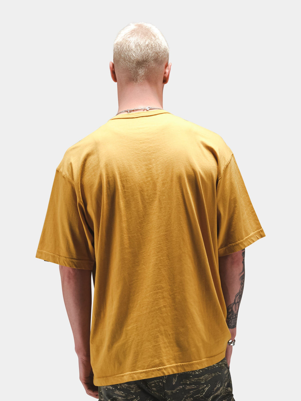 RELAXED SITTING PRETTY TEE TOPS Alpha Industries 