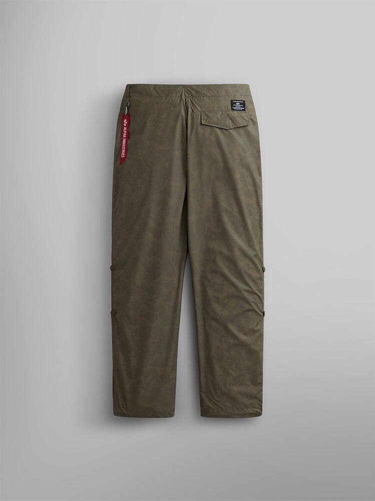 Alpha Industries Lightweight Parachute Pant Olive Green Ripstop, Single Rear Pocket, Black Label, Red Keychain on Waistband.