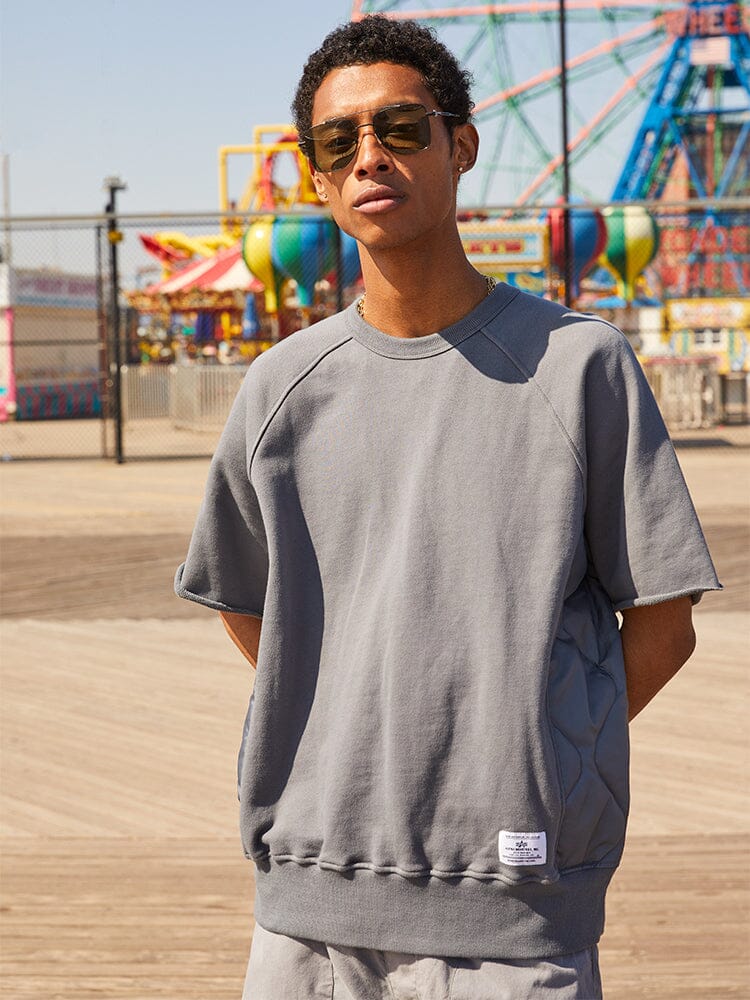 Alpha Industries Short Sleeve Sweatshirt, onion quilting.