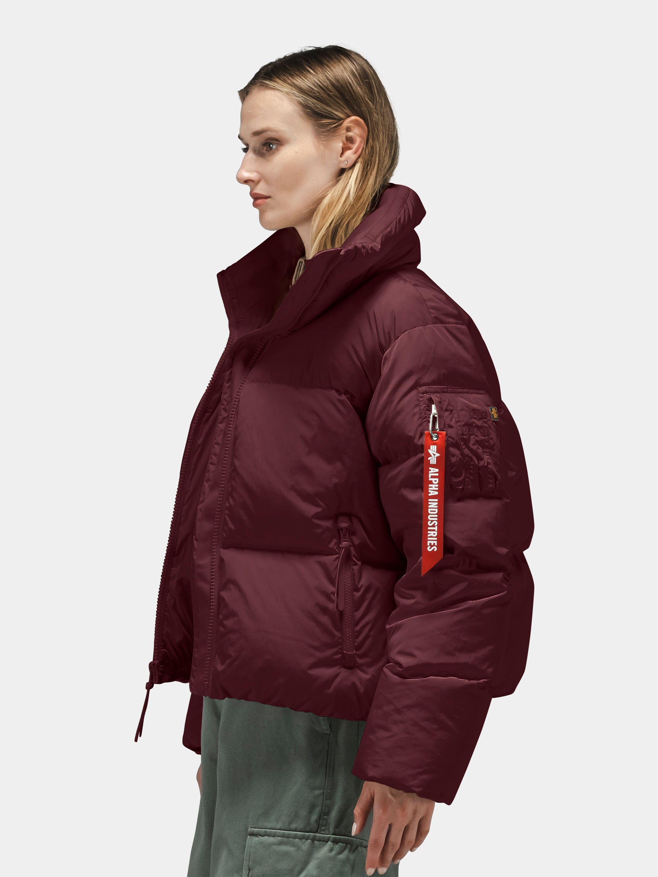 SIERRA SHORT PUFFER PARKA WOMENS OUTERWEAR Alpha Industries 