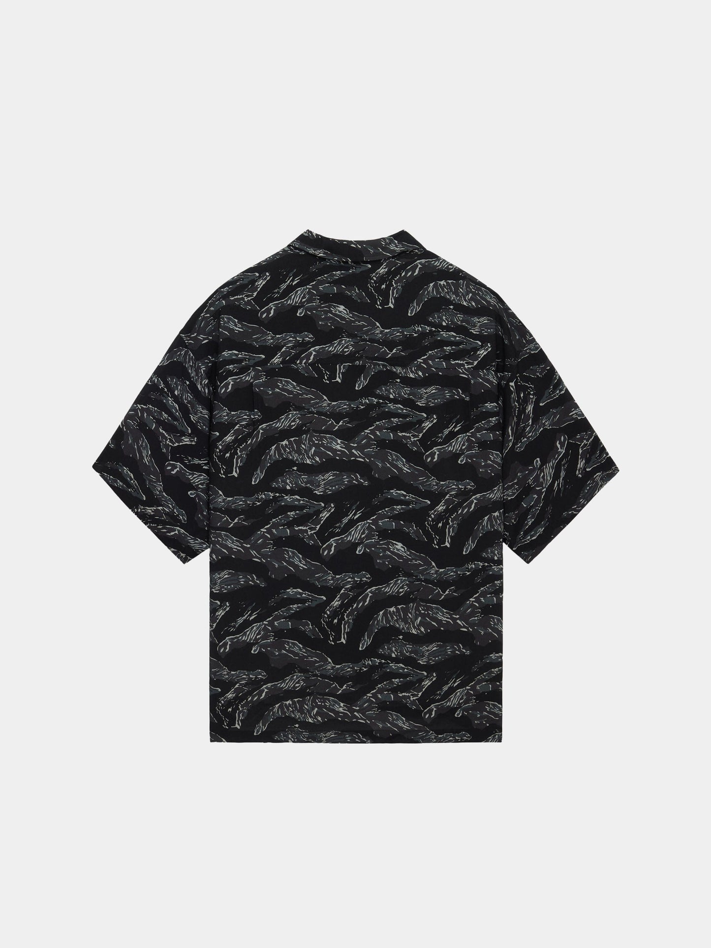 SS CAMO RELAXED CAMP SHIRT TOPS Alpha Industries 